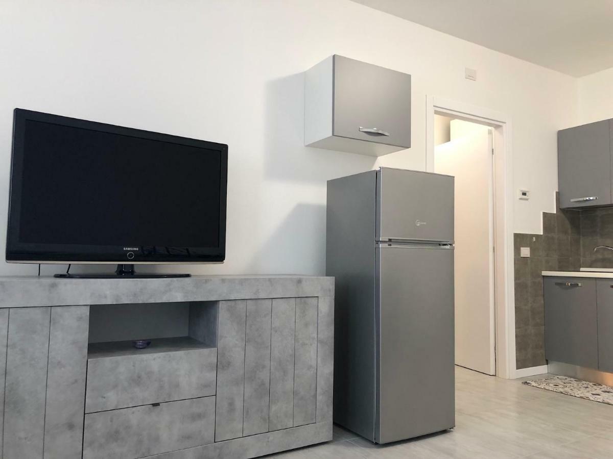 Bilocale Della Pippi San Clemente Apartment Sant'Andrea in Casale ภายนอก รูปภาพ